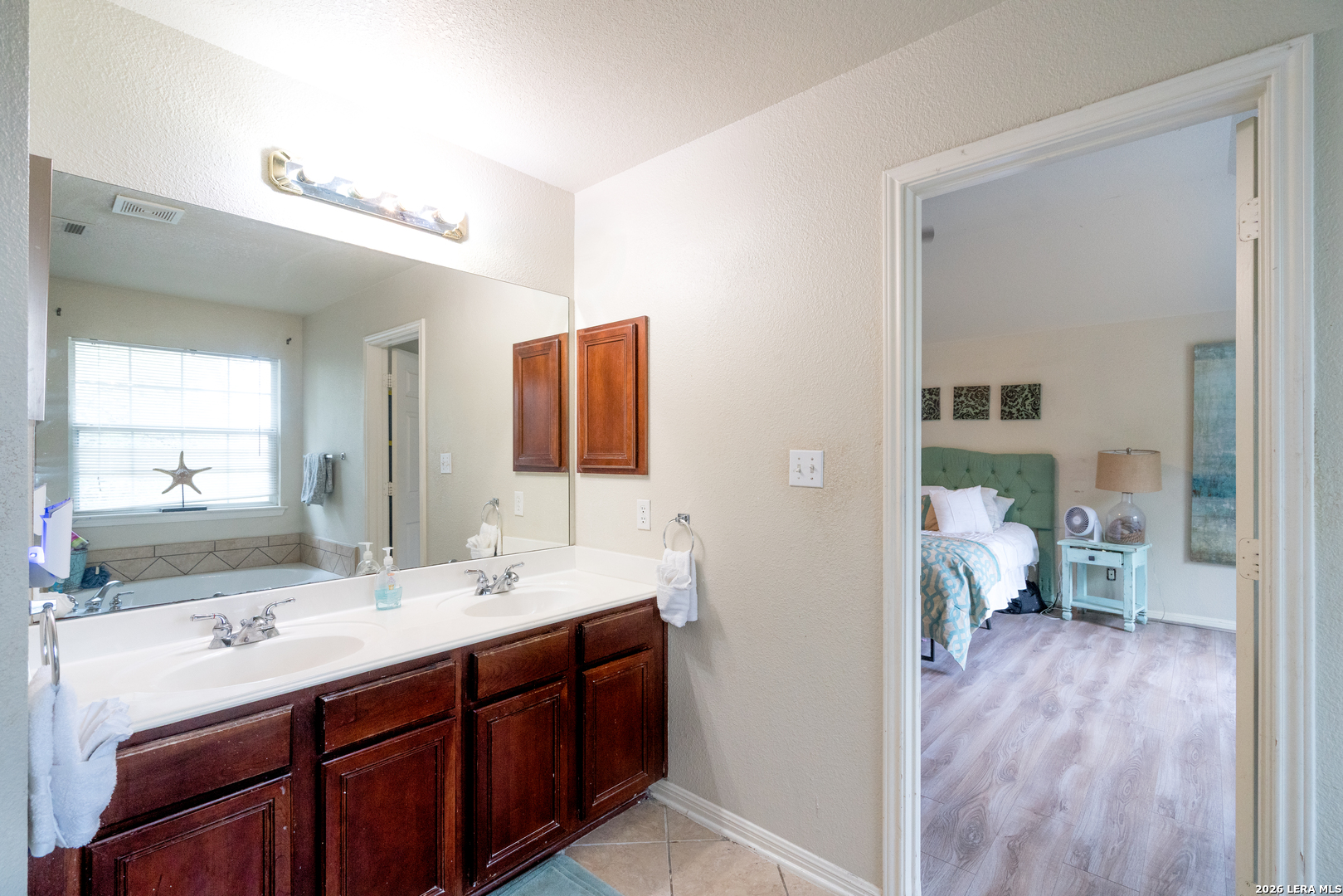 1203 Sand Wedge San Antonio TX 78258
