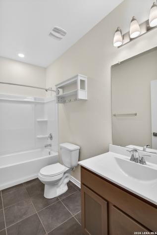 223 W West Granite Shores Boerne TX 78006