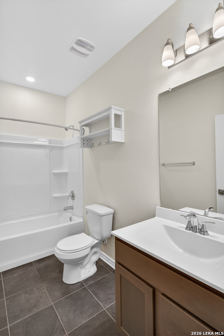 223 W West Granite Shores Boerne TX 78006