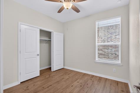 223 W West Granite Shores Boerne TX 78006