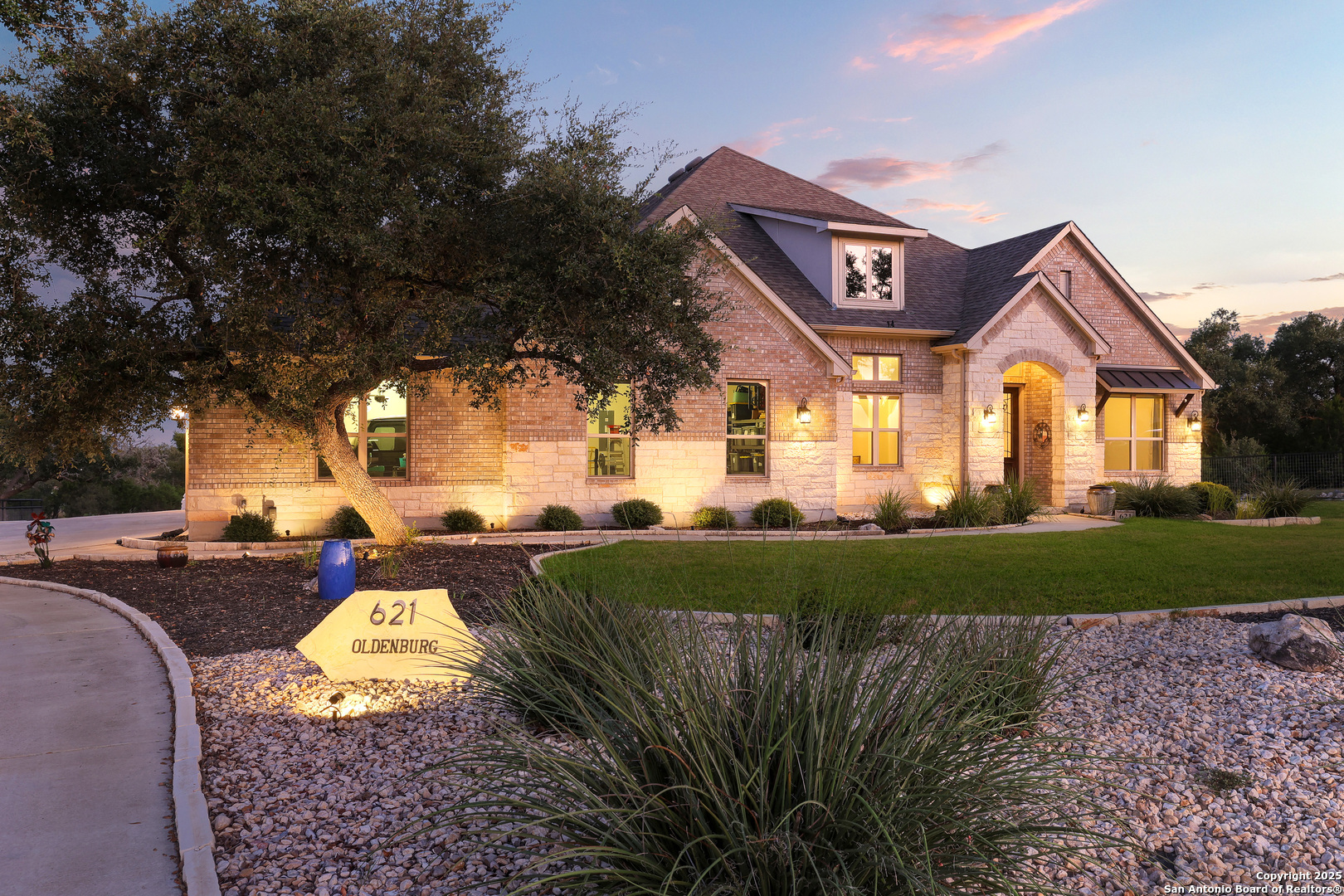 621 Oldenburg New Braunfels TX 78132