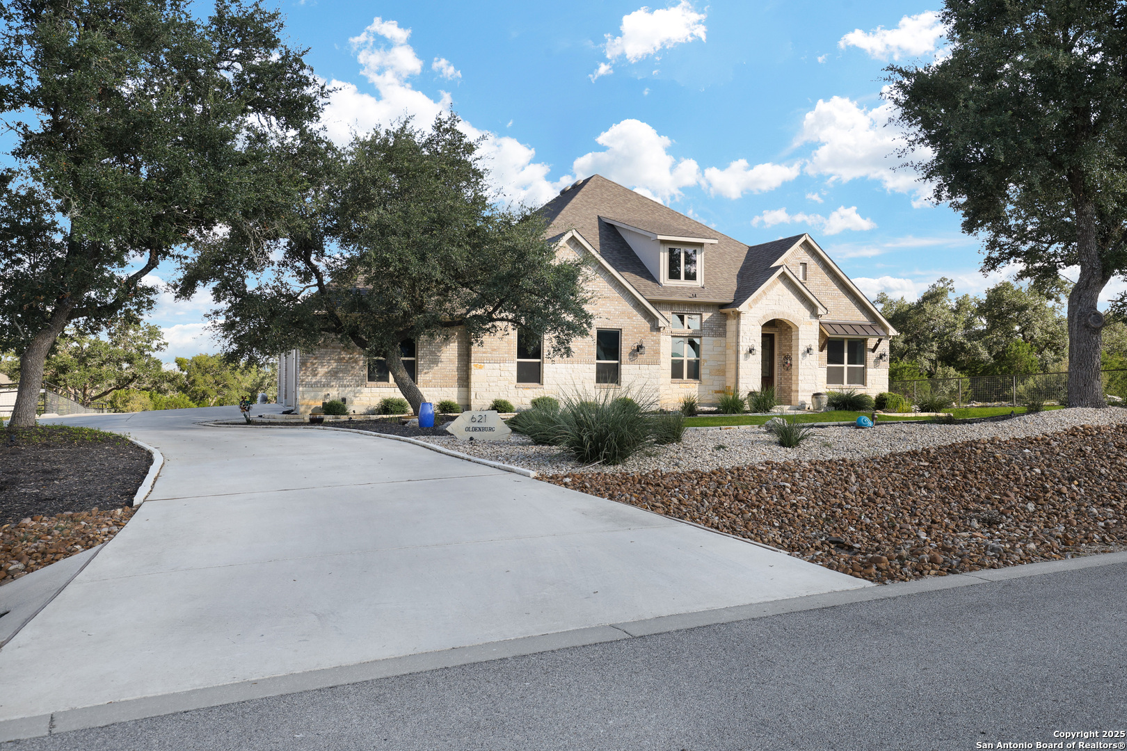 621 Oldenburg New Braunfels TX 78132