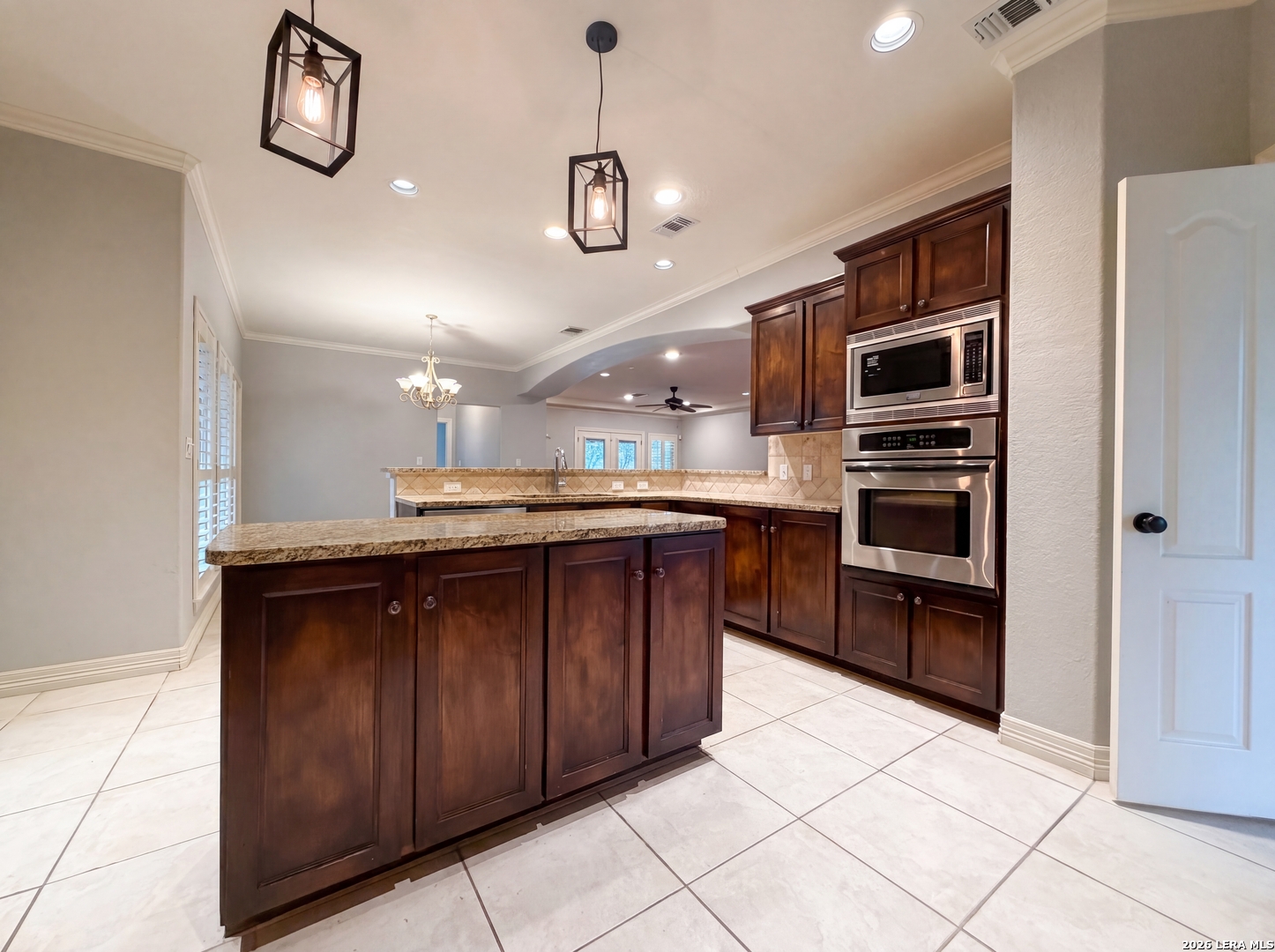 1114 Slumber Pass San Antonio TX 78260