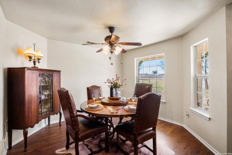 7914 Knowlton Road San Antonio TX 78263