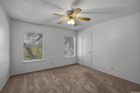 7554 Foss Meadows San Antonio TX 78244