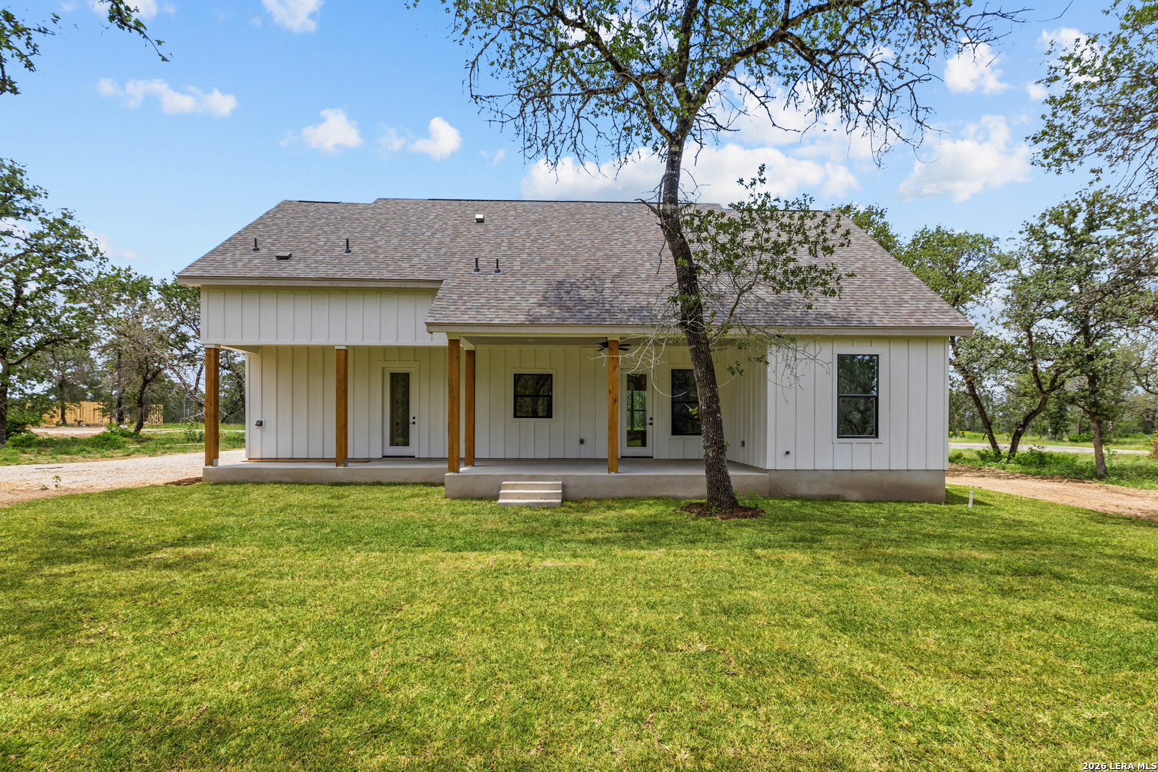 3515 County Road 676 Devine TX 78016