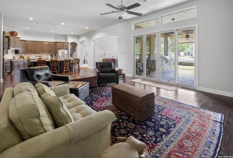 5751 High Forest New Braunfels TX 78132