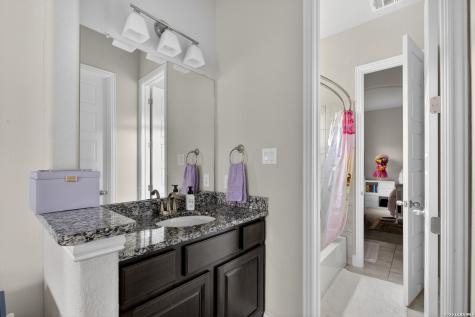 5751 High Forest New Braunfels TX 78132