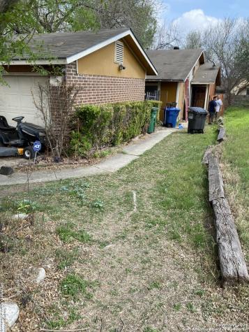 1330 Bayou Drive San Antonio TX 78245