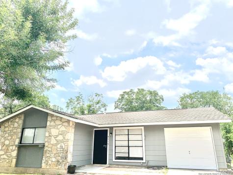 8515 Standing Rock Street San Antonio TX 78242