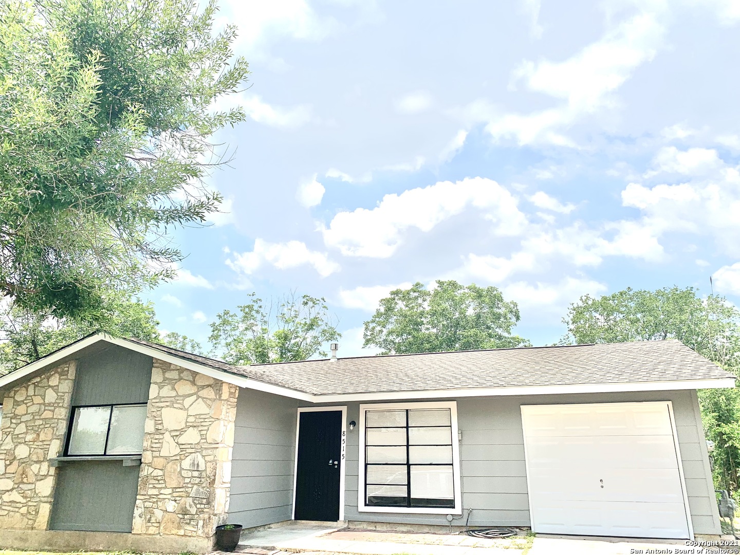 8515 Standing Rock Street San Antonio TX 78242