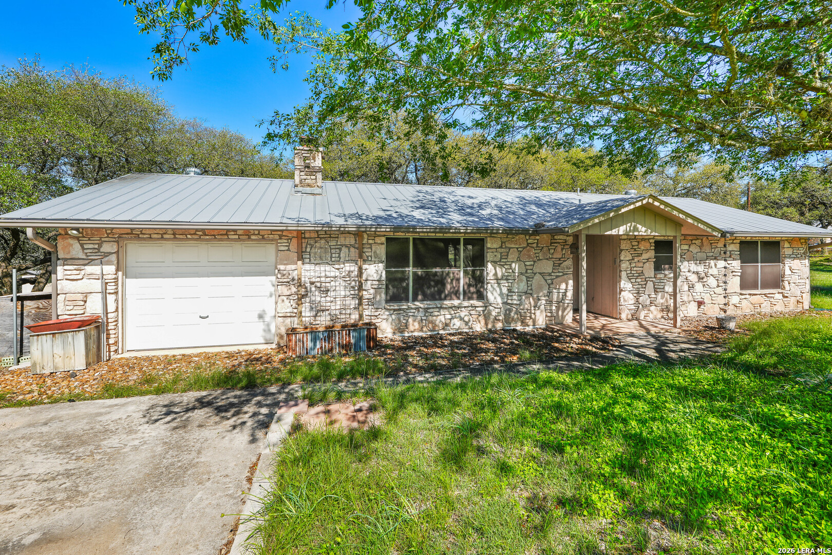 101 Diamond J Road S Pipe Creek TX 78063