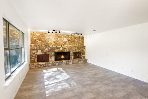 101 Diamond J Road S Pipe Creek TX 78063