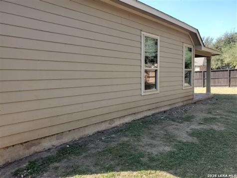 15143 Gelding Heights San Antonio TX 78245