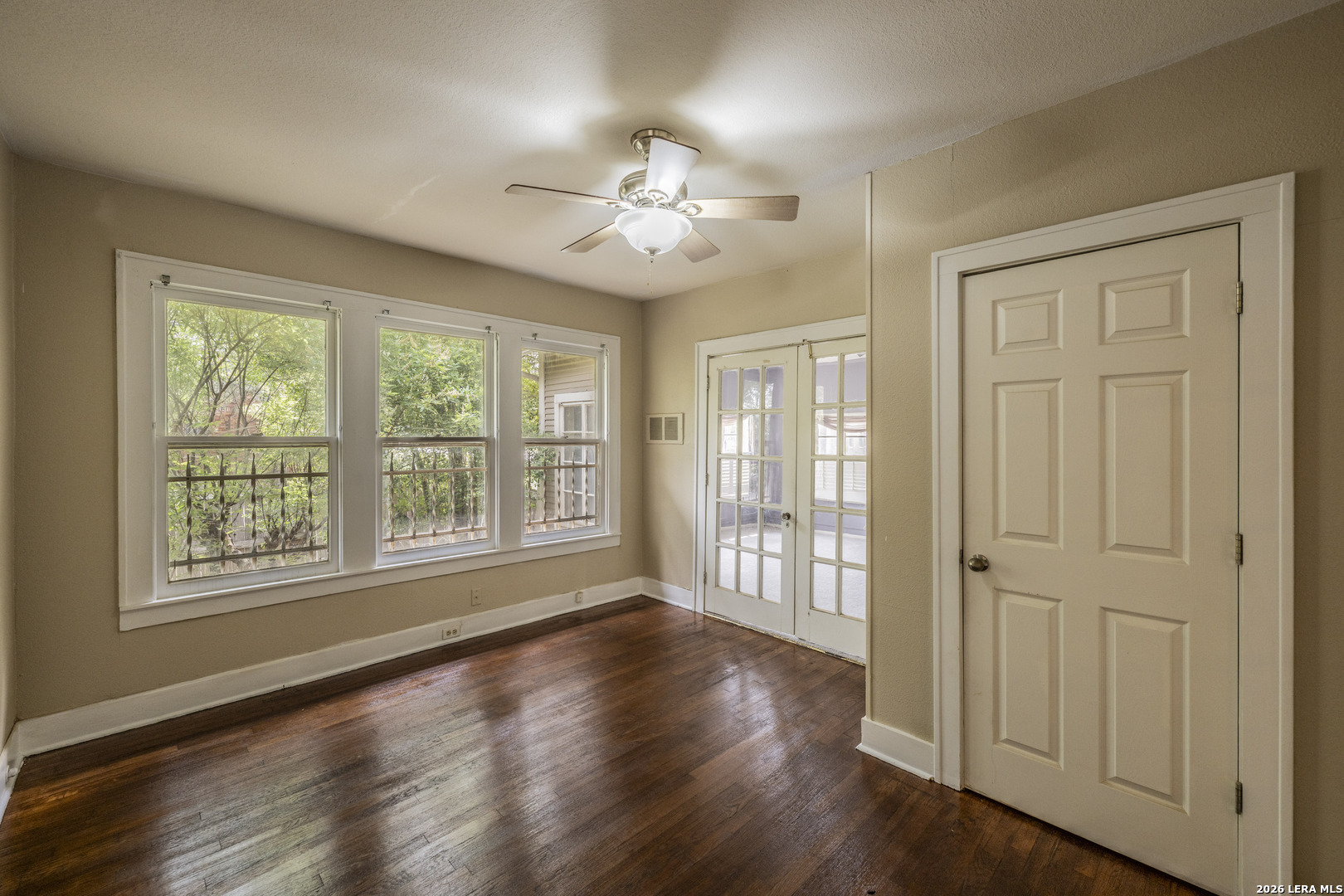 301 Furr Drive San Antonio TX 78201