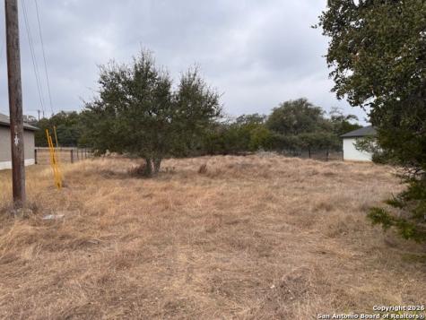 121 N Lon Price Blanco TX 78606