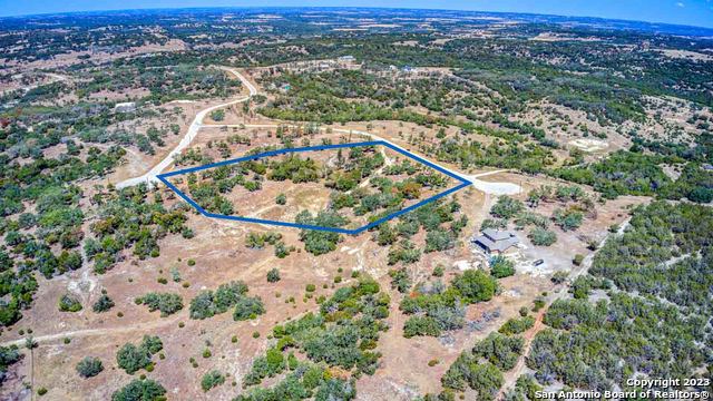 36 Twisted Oak Trail Blanco TX 78606