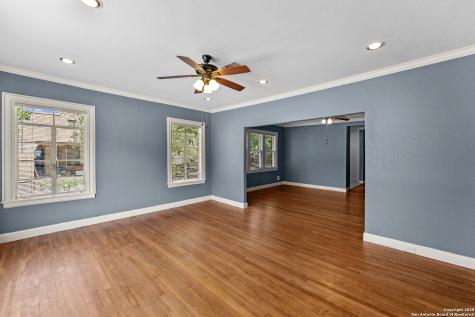 427 Donaldson San Antonio TX 78201