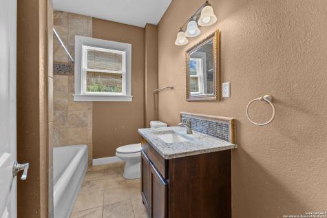 427 Donaldson San Antonio TX 78201