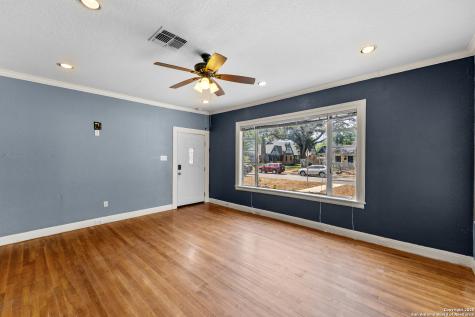 427 Donaldson San Antonio TX 78201