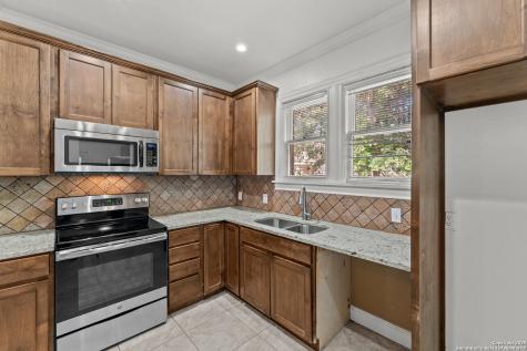 427 Donaldson San Antonio TX 78201