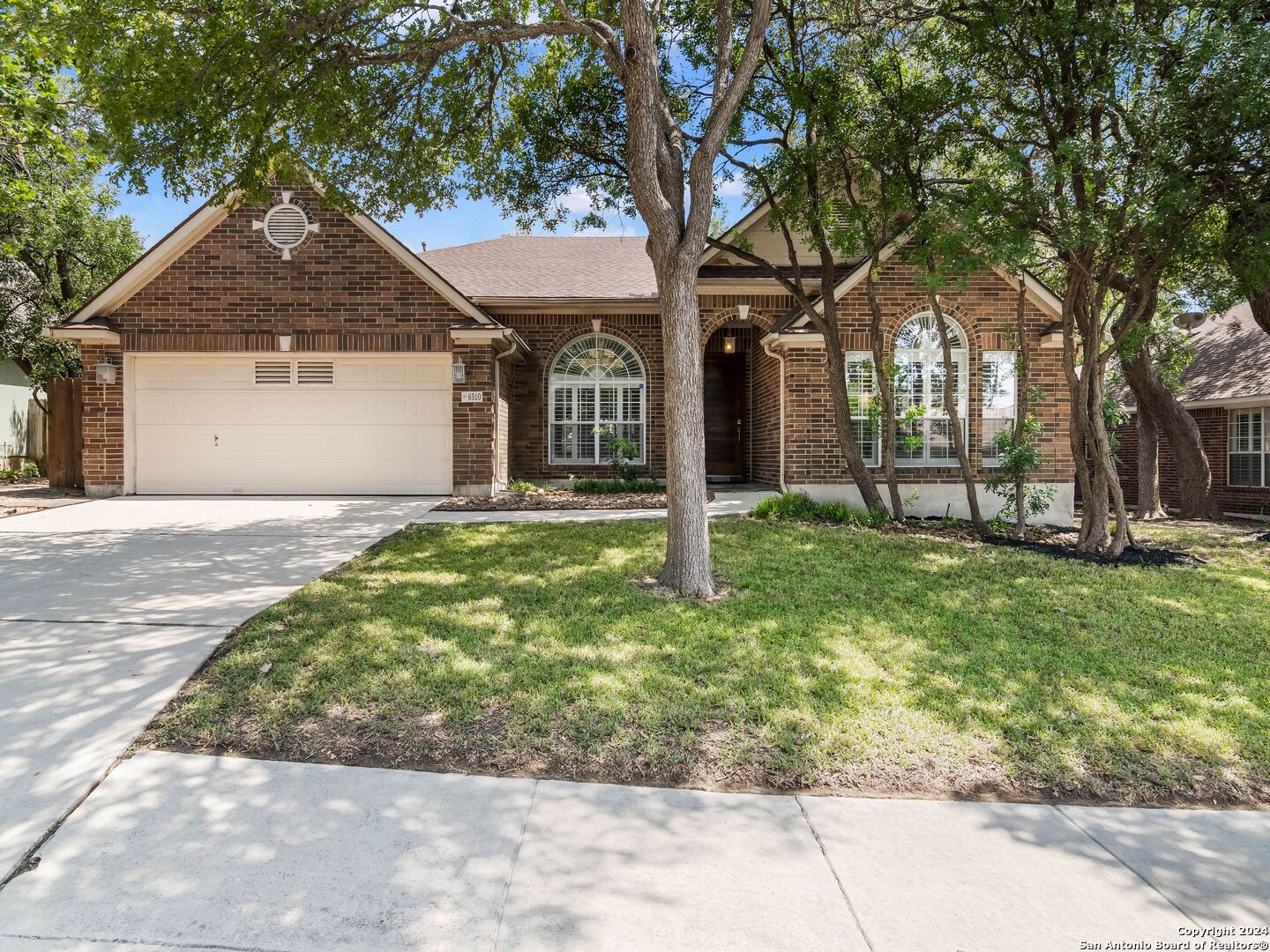 6510 Amber Oak San Antonio TX 78249