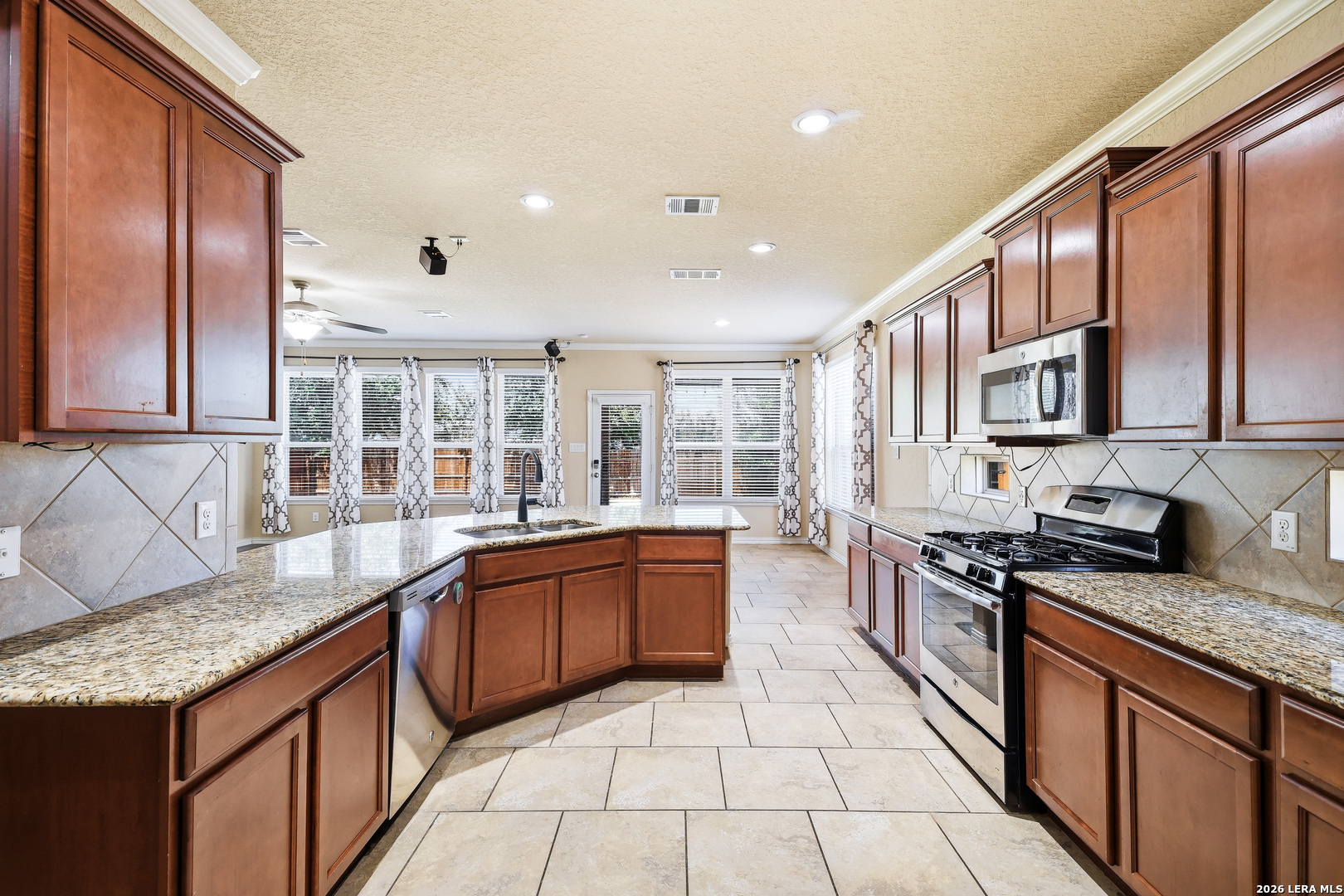 8610 Sierra Sky San Antonio TX 78254