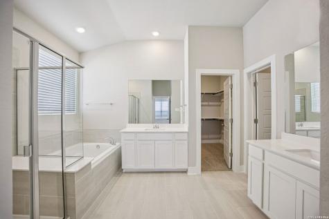 11424 Feather Vale San Antonio TX 78254