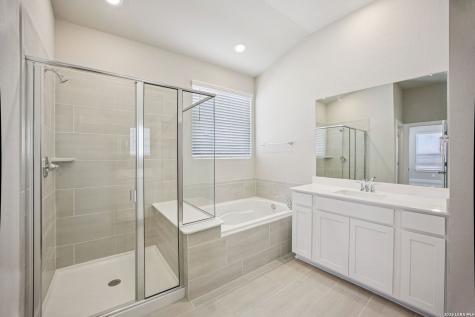 11424 Feather Vale San Antonio TX 78254