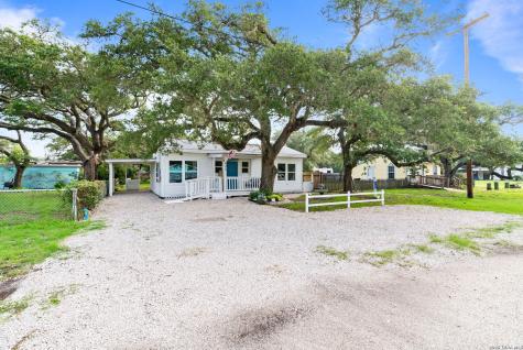 405 Broadway Street Fulton TX 78358