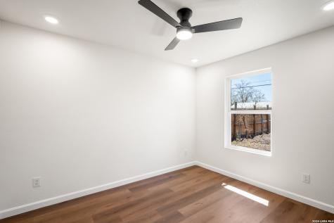 130 Kontiki Place San Antonio TX 78242