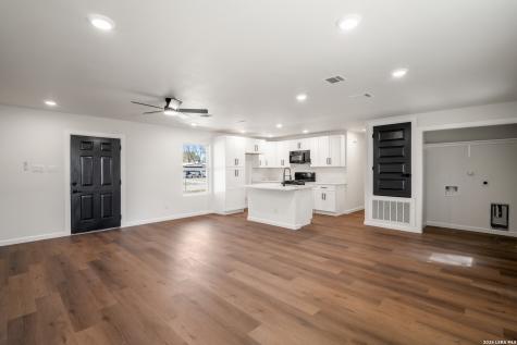 130 Kontiki Place San Antonio TX 78242