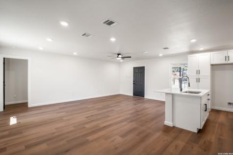 130 Kontiki Place San Antonio TX 78242