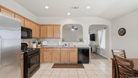 263 Limestone Creek New Braunfels TX 78130