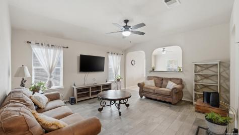 263 Limestone Creek New Braunfels TX 78130