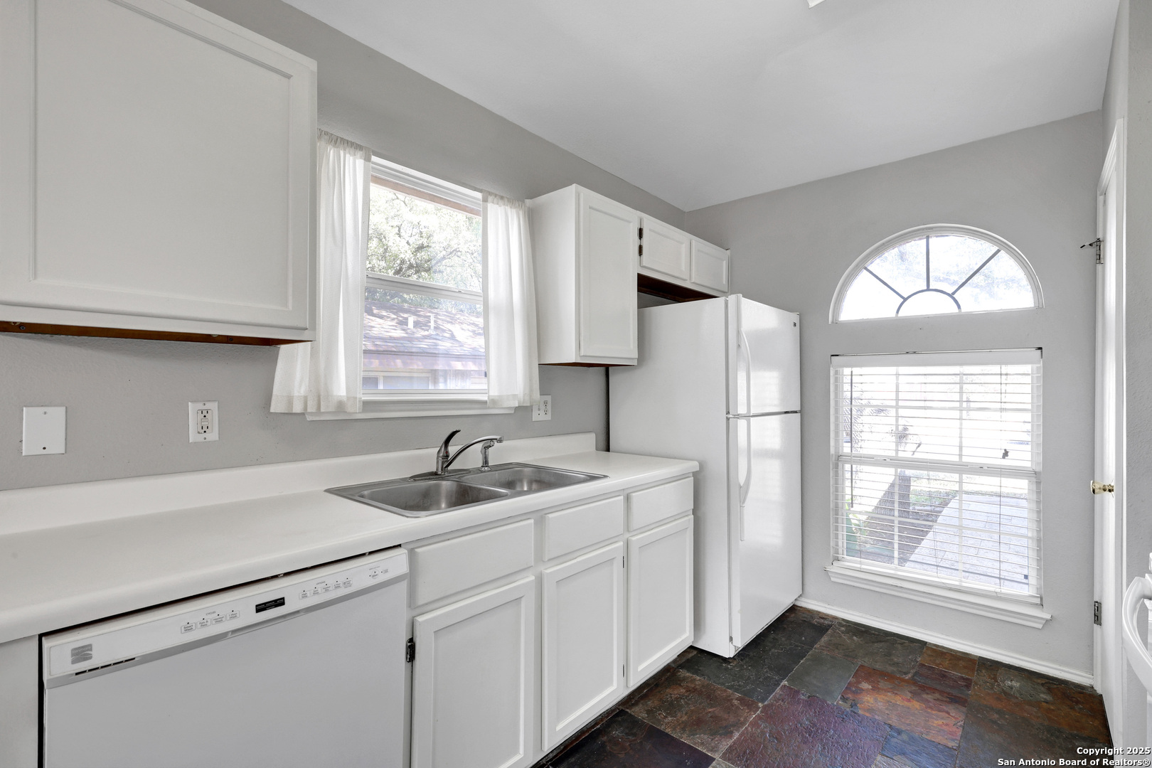 9406 Swans Crossing San Antonio TX 78250