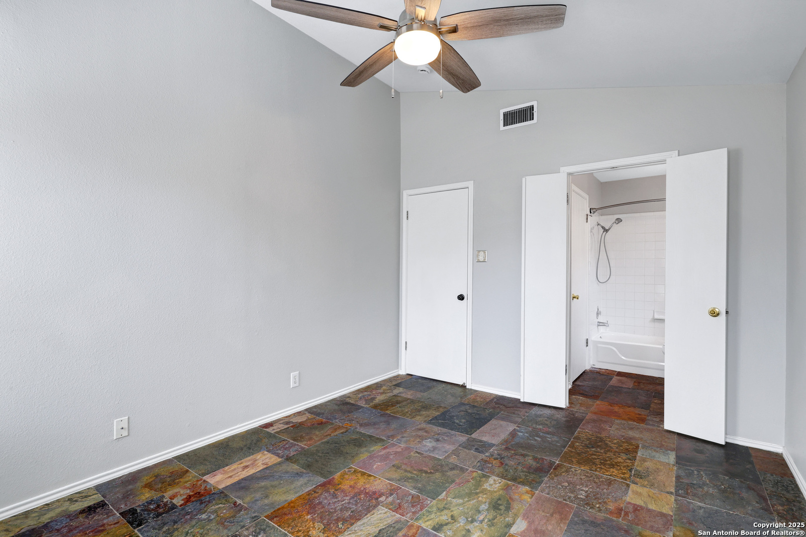 9406 Swans Crossing San Antonio TX 78250