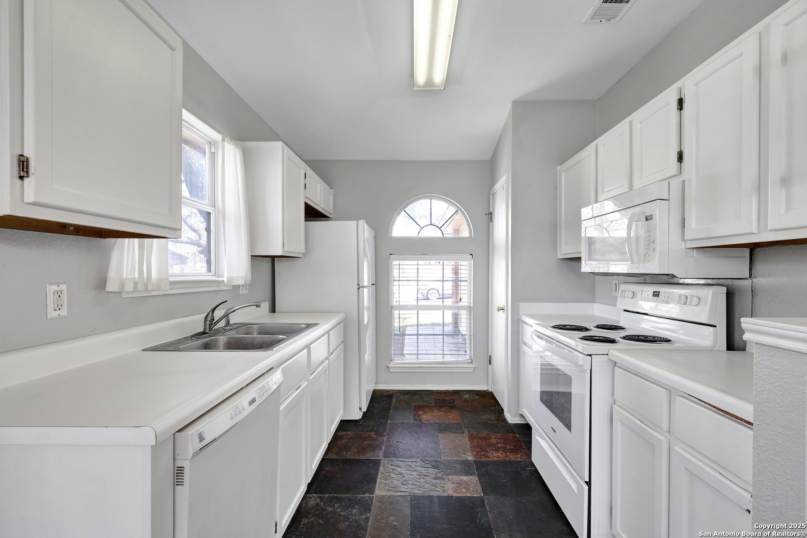 9406 Swans Crossing San Antonio TX 78250