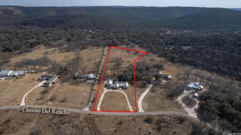 498 Camino Del Rancho Concan TX 78838