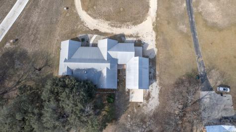 498 Camino Del Rancho Concan TX 78838