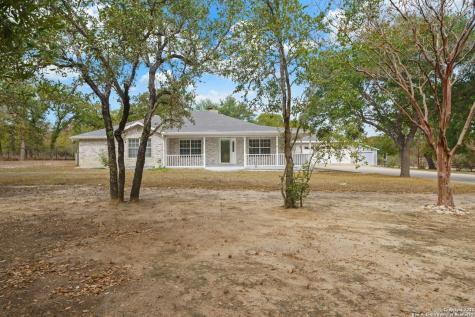 431 Eagle Ridge Drive Floresville TX 78114