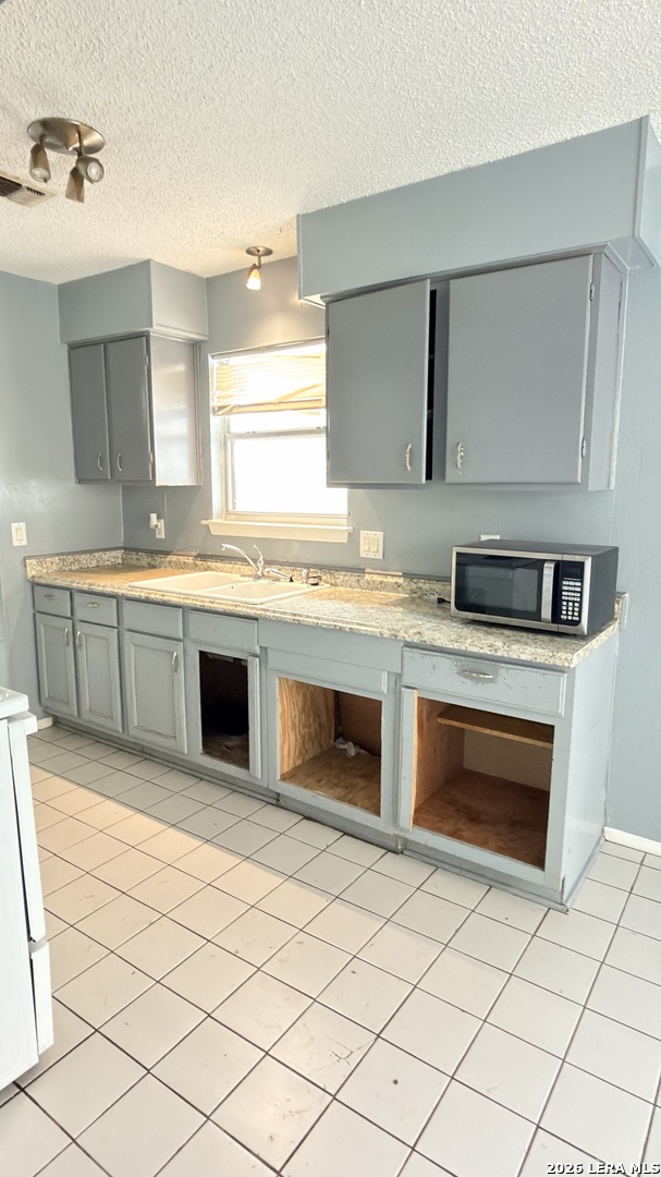 6834 Brookvale San Antonio TX 78238