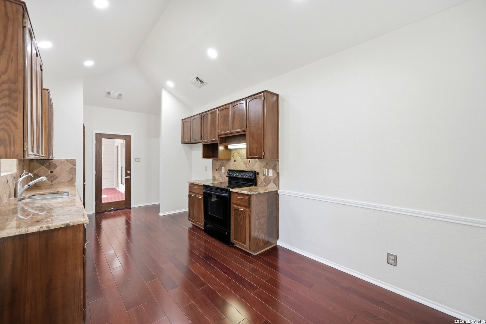 1727 Eagle Point San Antonio TX 78248