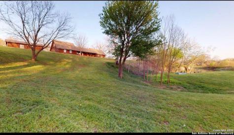 81 Butler Lane Martindale TX 78655