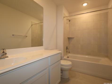1160 Limestone Ridge Seguin TX 78155