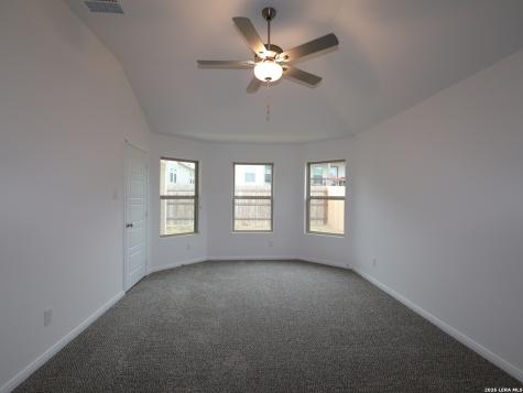 1160 Limestone Ridge Seguin TX 78155