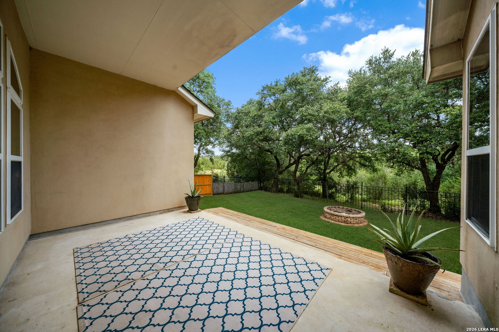 1523 Crooked Stick San Antonio TX 78260
