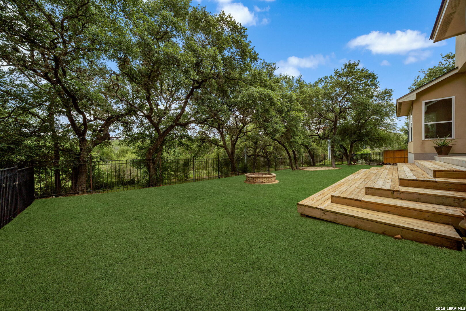 1523 Crooked Stick San Antonio TX 78260