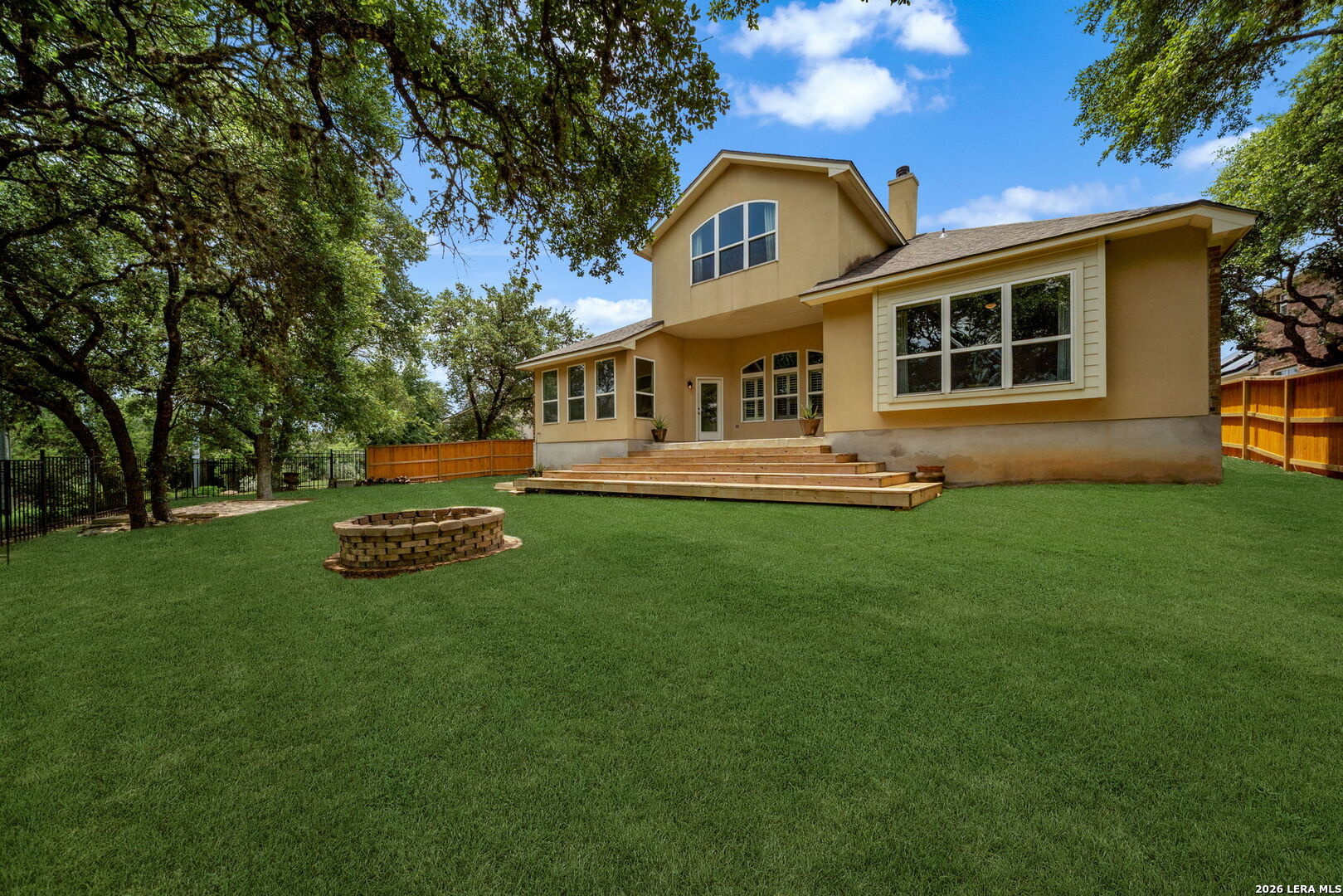 1523 Crooked Stick San Antonio TX 78260