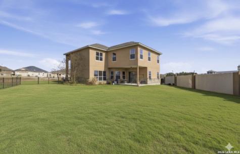 184 Fairway Floresville TX 78114